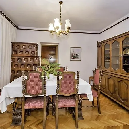 By The Sea Palit, Rab - 25309 Apartamento Rab Town