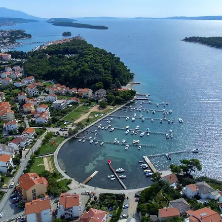 By The Sea Palit, Rab - 25309 Apartamento Rab Town