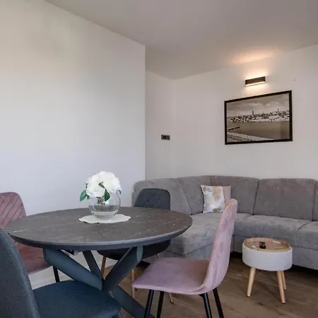 Apartamento By The Sea Palit, Rab - 25309 *