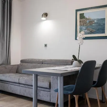 Apartamento By The Sea Palit, Rab - 25309 Rab Town